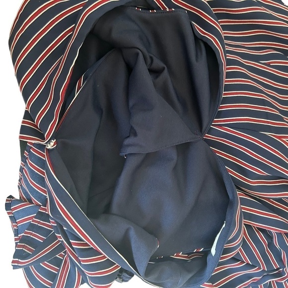 Sienna Sky Navy & Cranberry Jumpsuit with Shorts • Used • Size: XS - Picture 6 of 8